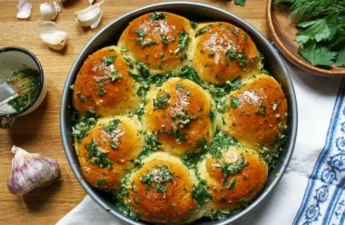 Пампушки с чесноком