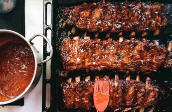 Сколько минут запекать свиные рёбра