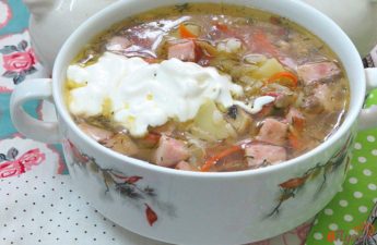 Рассольник с рисом и колбасой